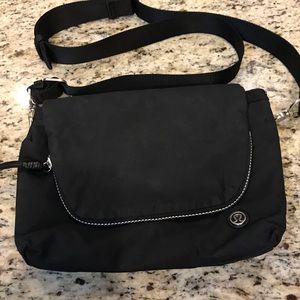 Lululemon Part Om Crossbody